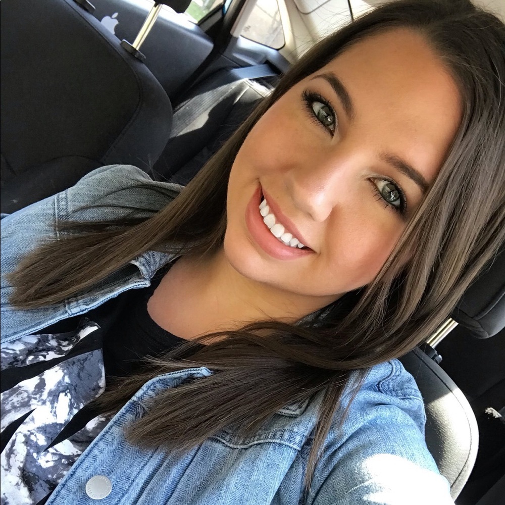 Meet your Posher, Allison